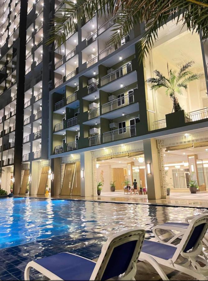 The Celandine By Dmci Homes Caloocan Buitenkant foto